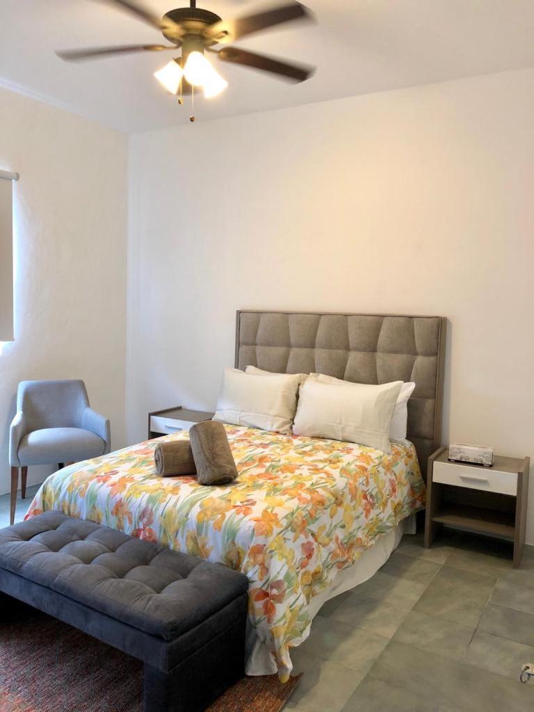 Hostal Urbano - Aeropuerto Alfredo V. Bonfil エクステリア 写真